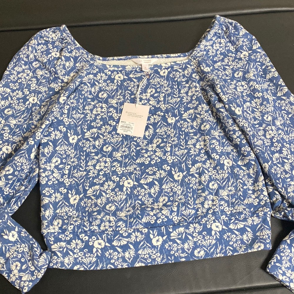 NWT LC Crop Sweater